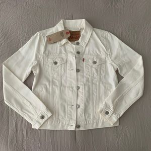 Levi’s Women’s Original Trucker Jacket